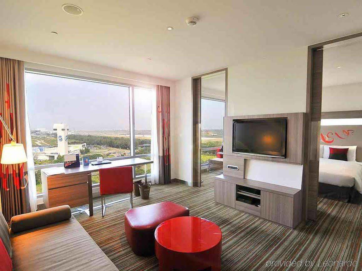 Hyatt Regency Taoyuan International Airport Exterior foto Suite