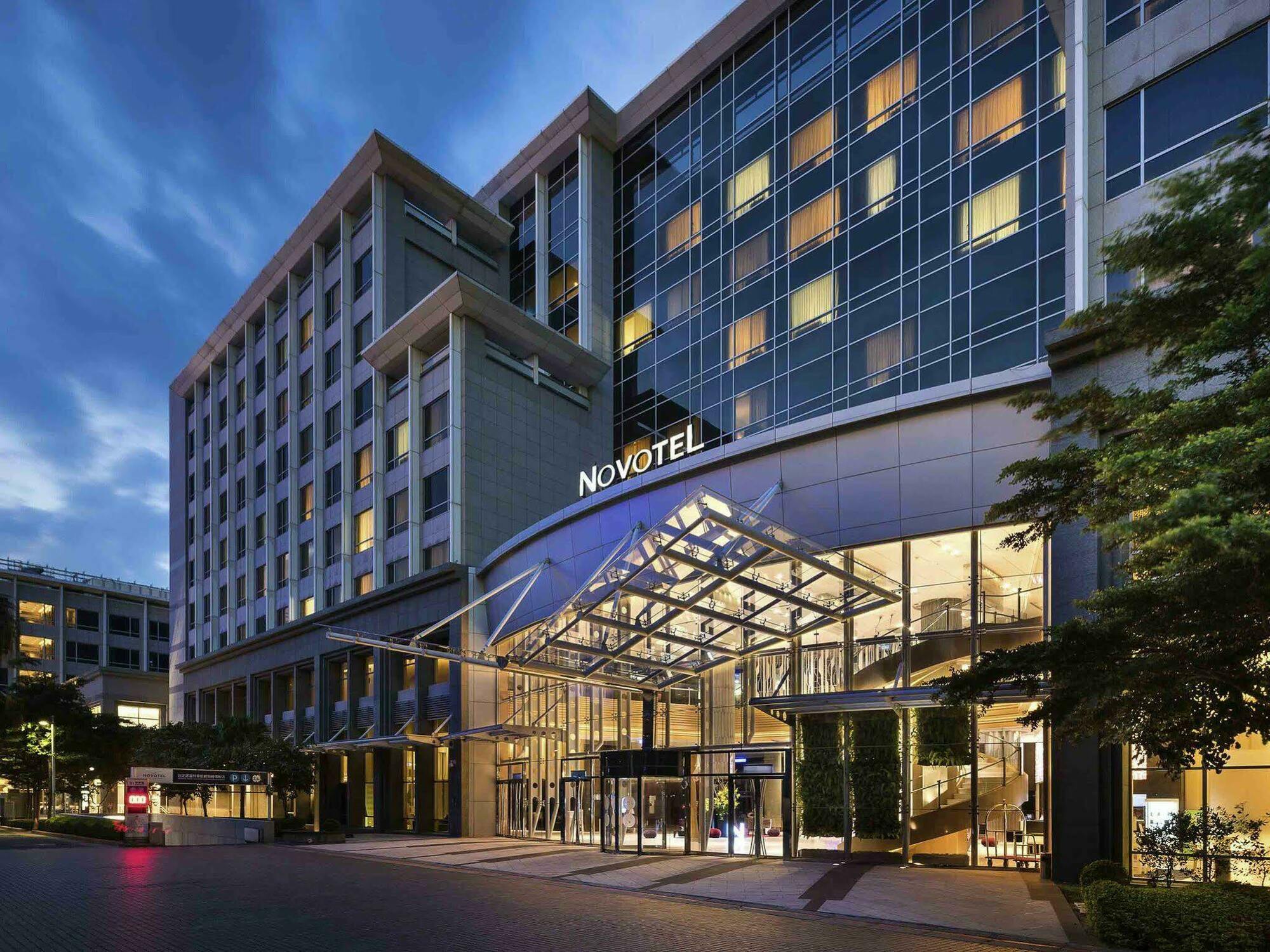 Hyatt Regency Taoyuan International Airport Exterior foto Novotel Hotel, Chengdu, China
